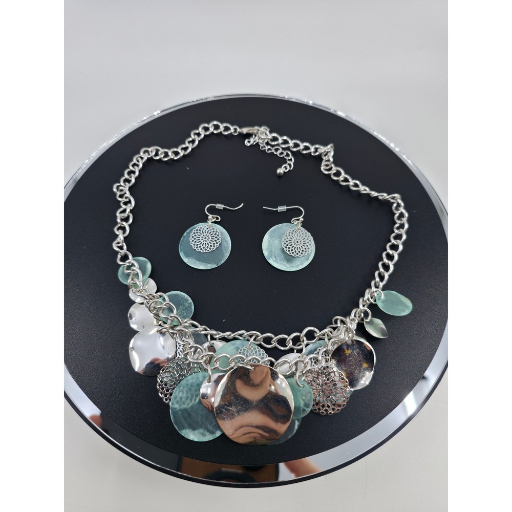 Silver Tone‎ Seafoam Green Disc Statement Necklace and Drop Earring Jewelry Set
